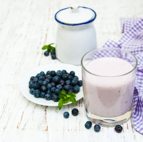 Recipe Of The Week / Blueberry Almond Milk